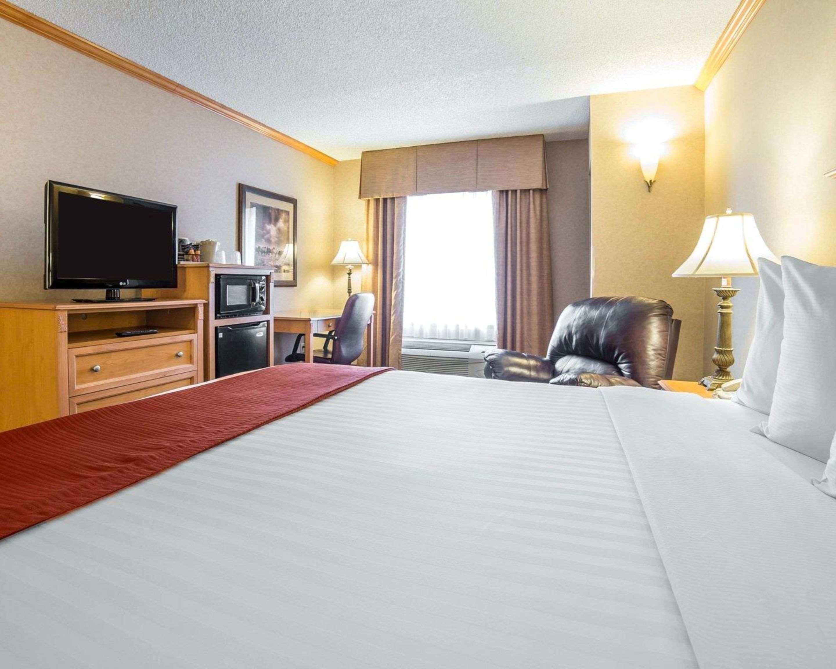 Quality Inn & Suites Casper Near Event Center Buitenkant foto